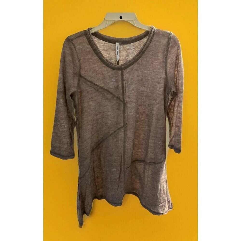 NWT Mur Mur Long Sleeve Shirt Round Neck Tan Size Small with Pockets CR3
